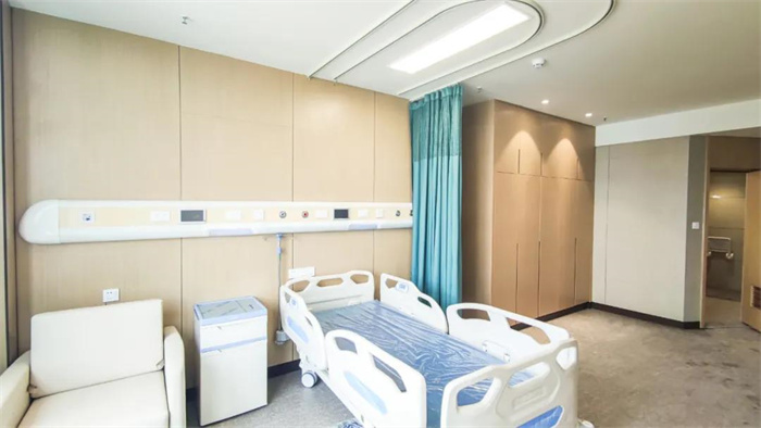 厚捷资讯丨家庭式病房 重庆全域肿瘤医院配备的高端病房给您温馨的诊疗过程